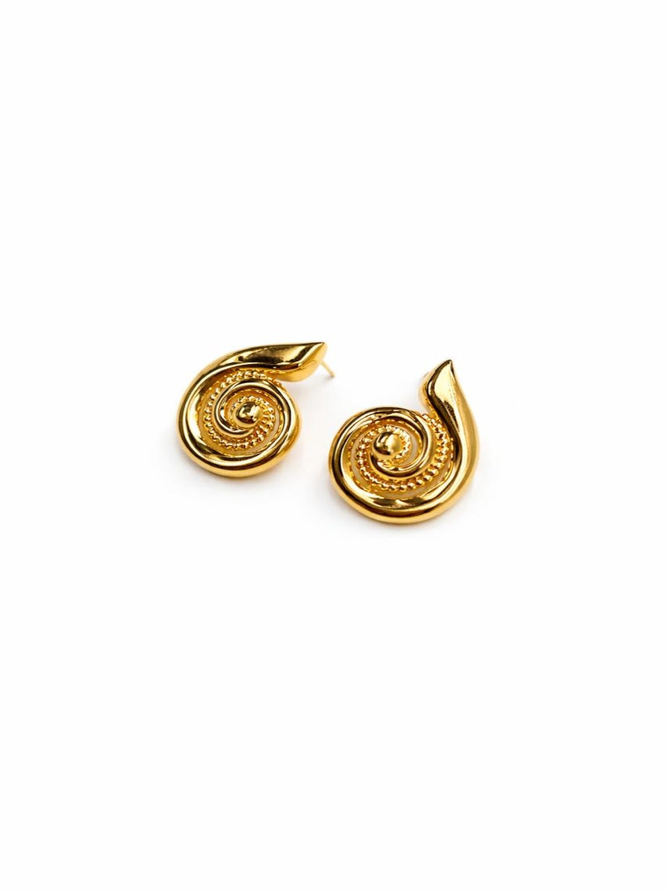 Nautilus Studs