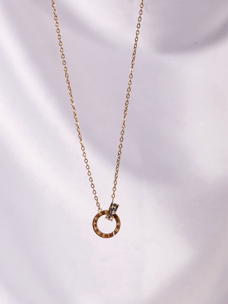 Roman Halo Necklace