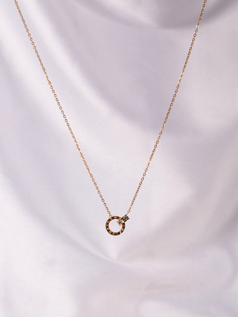 Roman Halo Necklace