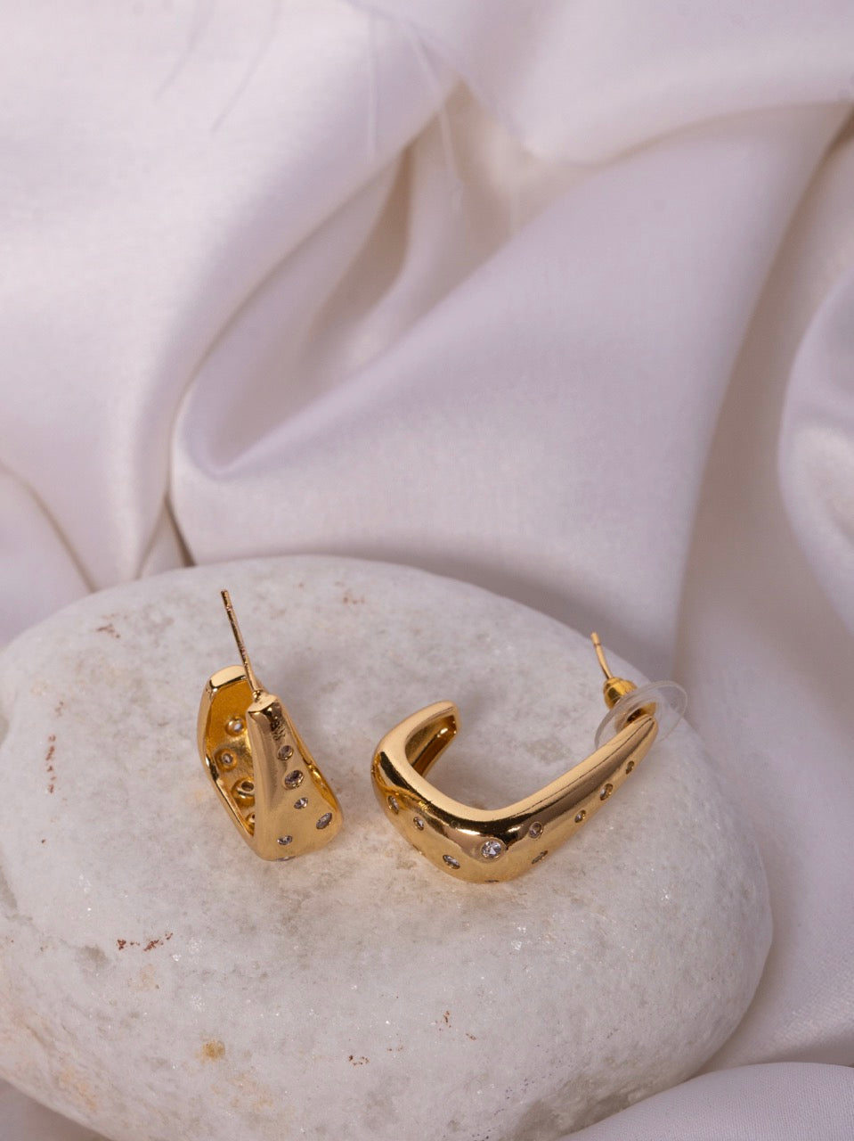 Velora Earring