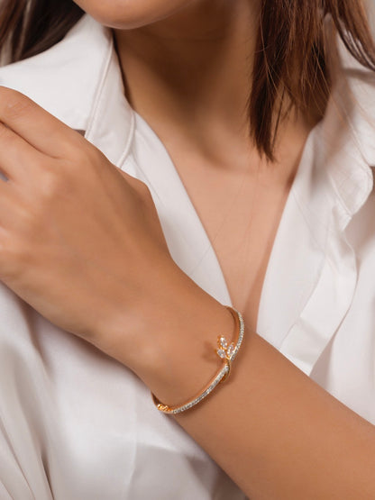 Malvika Bracelet With Carat Polish