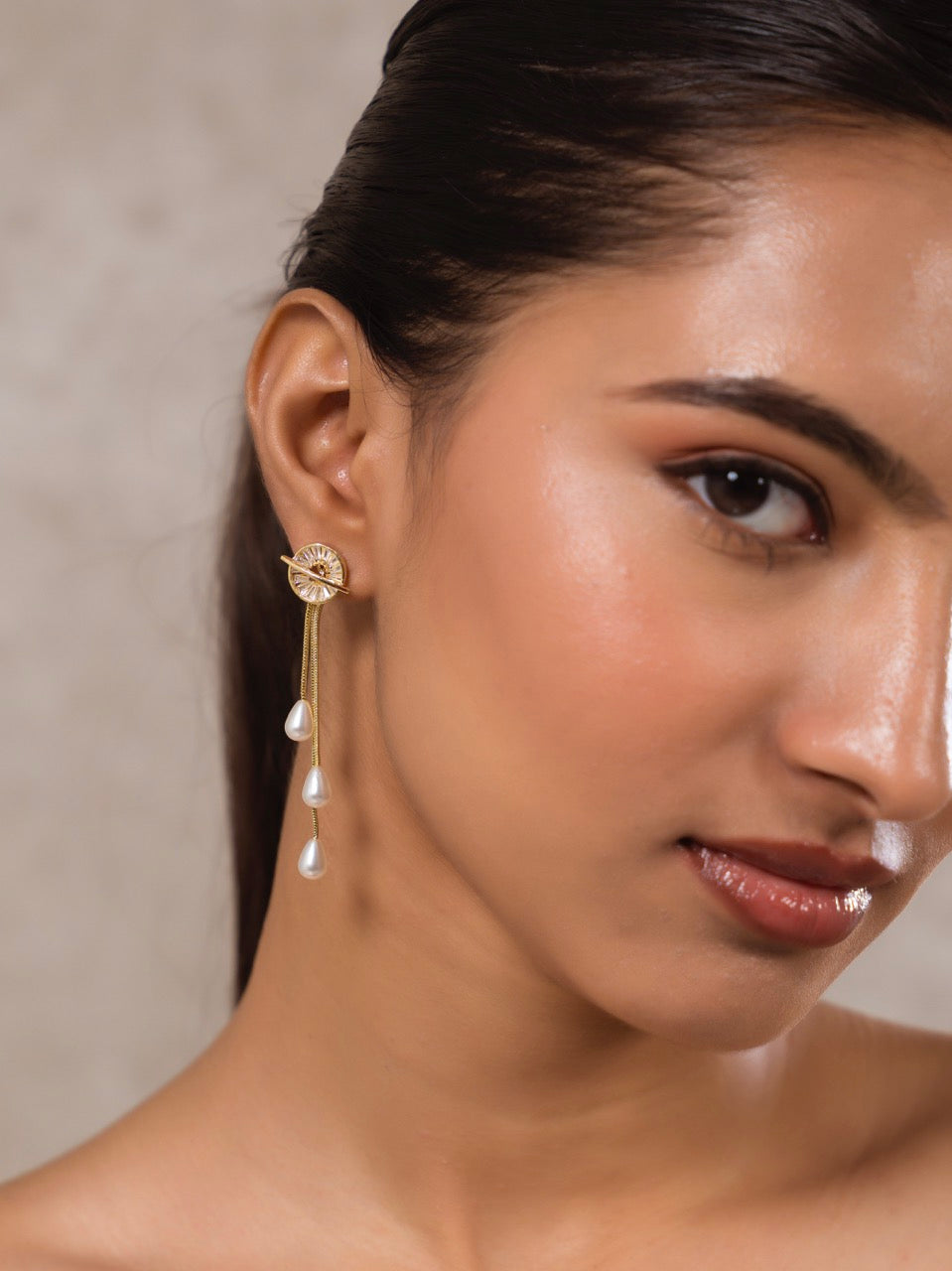 Pearl Arc Earring