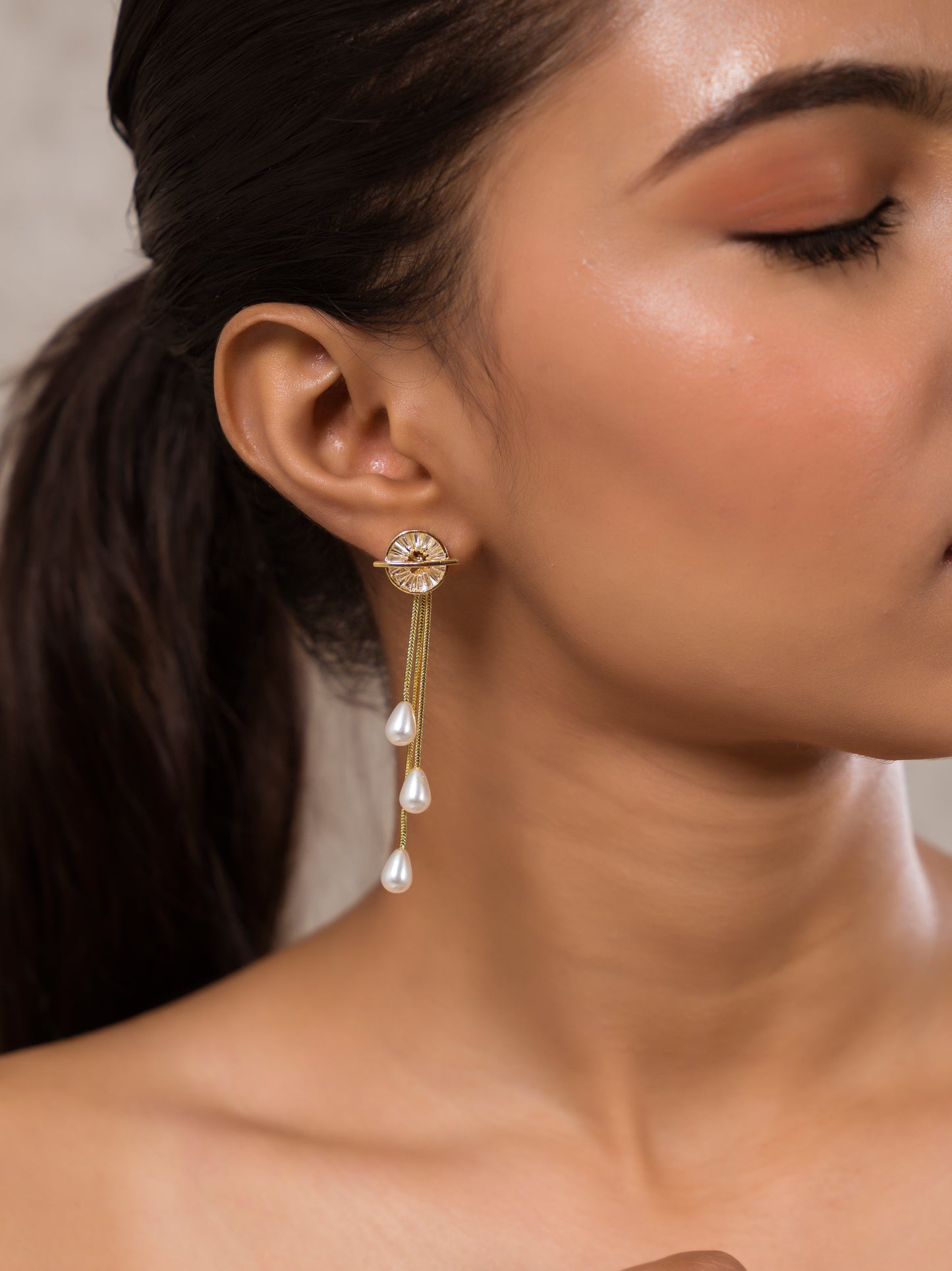 Pearl Arc Earring