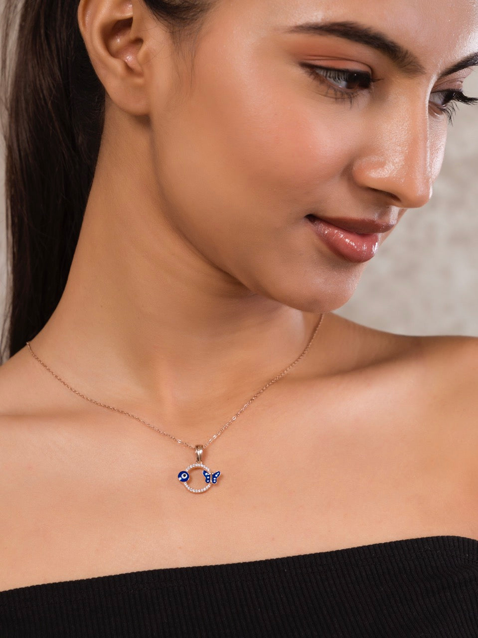 Syara Rose Gold Necklace