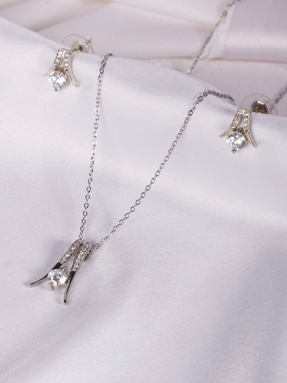 Diam Pendant Set