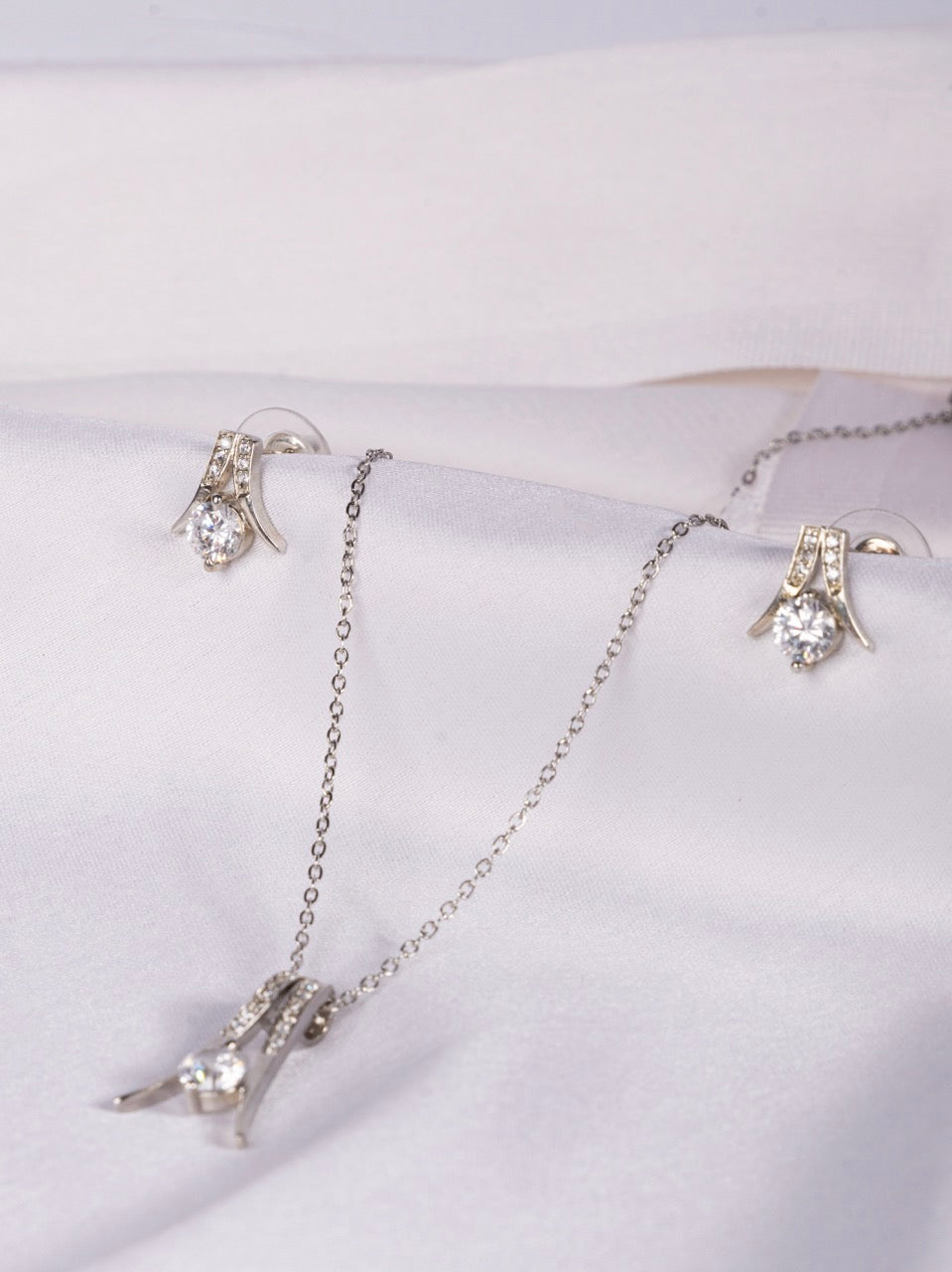 Diam Pendant Set