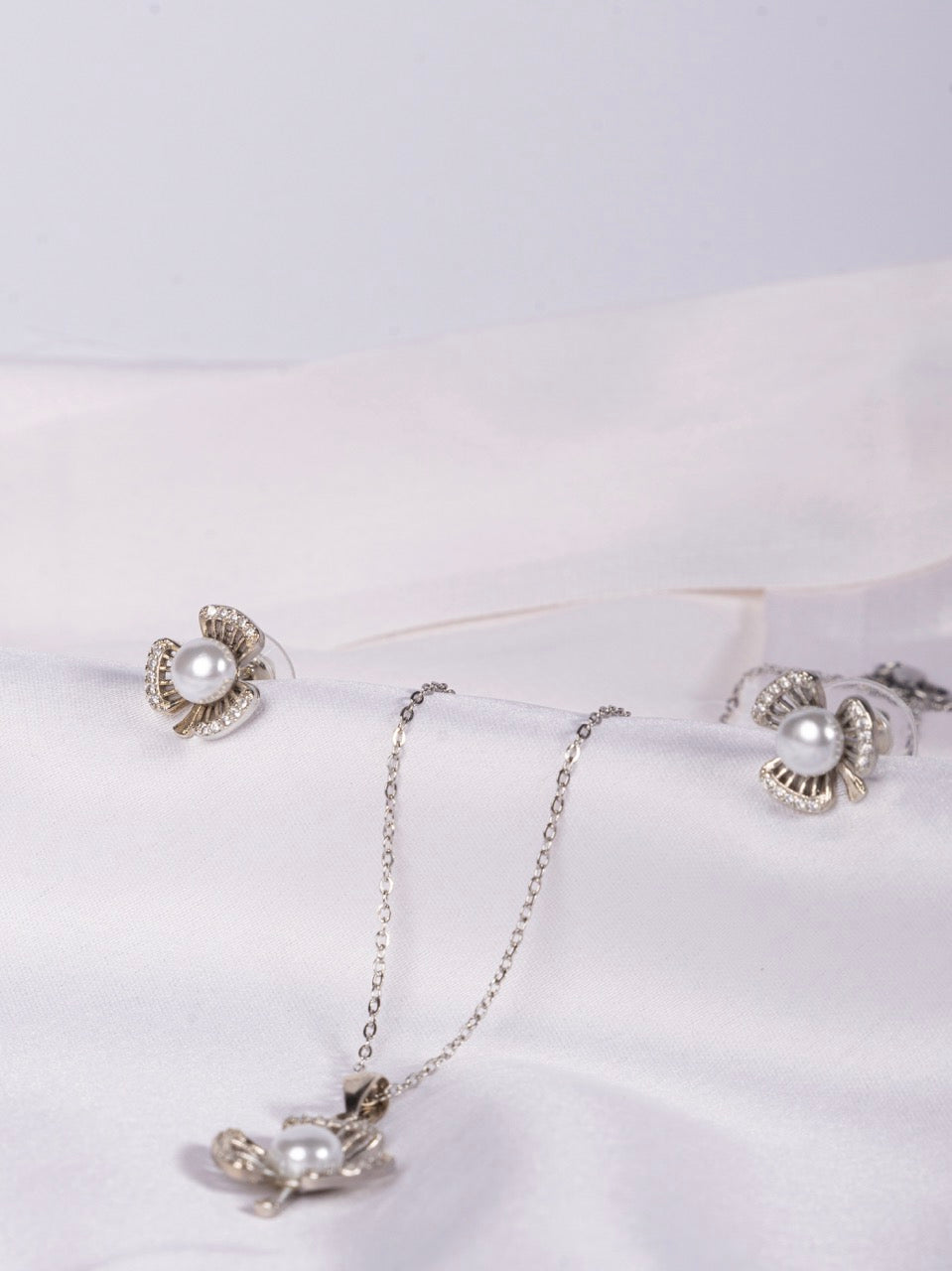 Clover Pendant Set