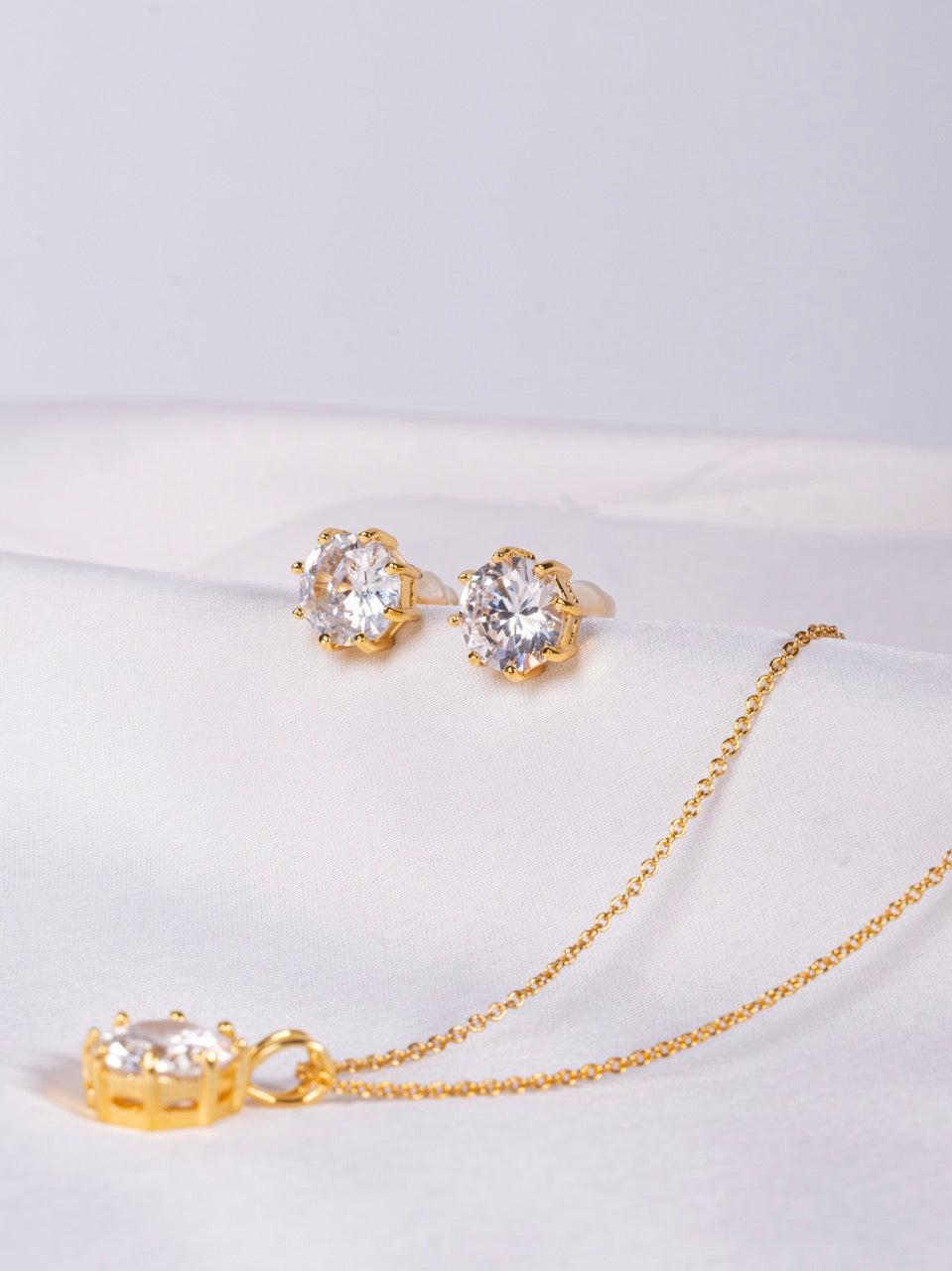 Siera Pendant Set